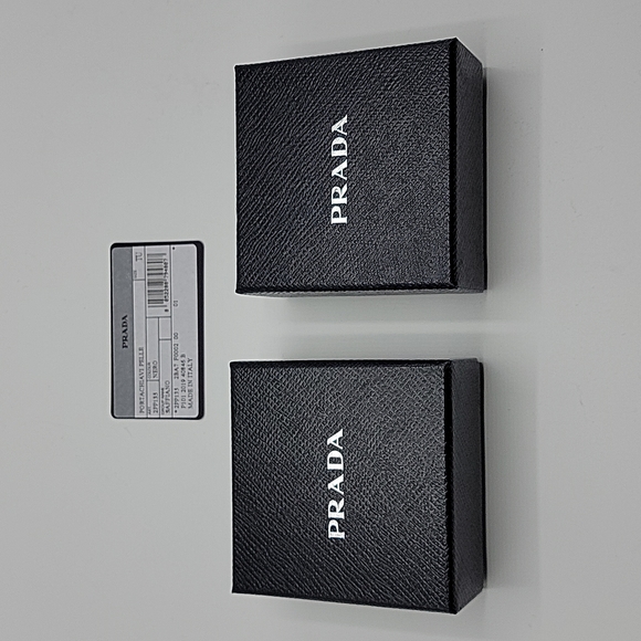 Prada Box - Picture 1 of 1